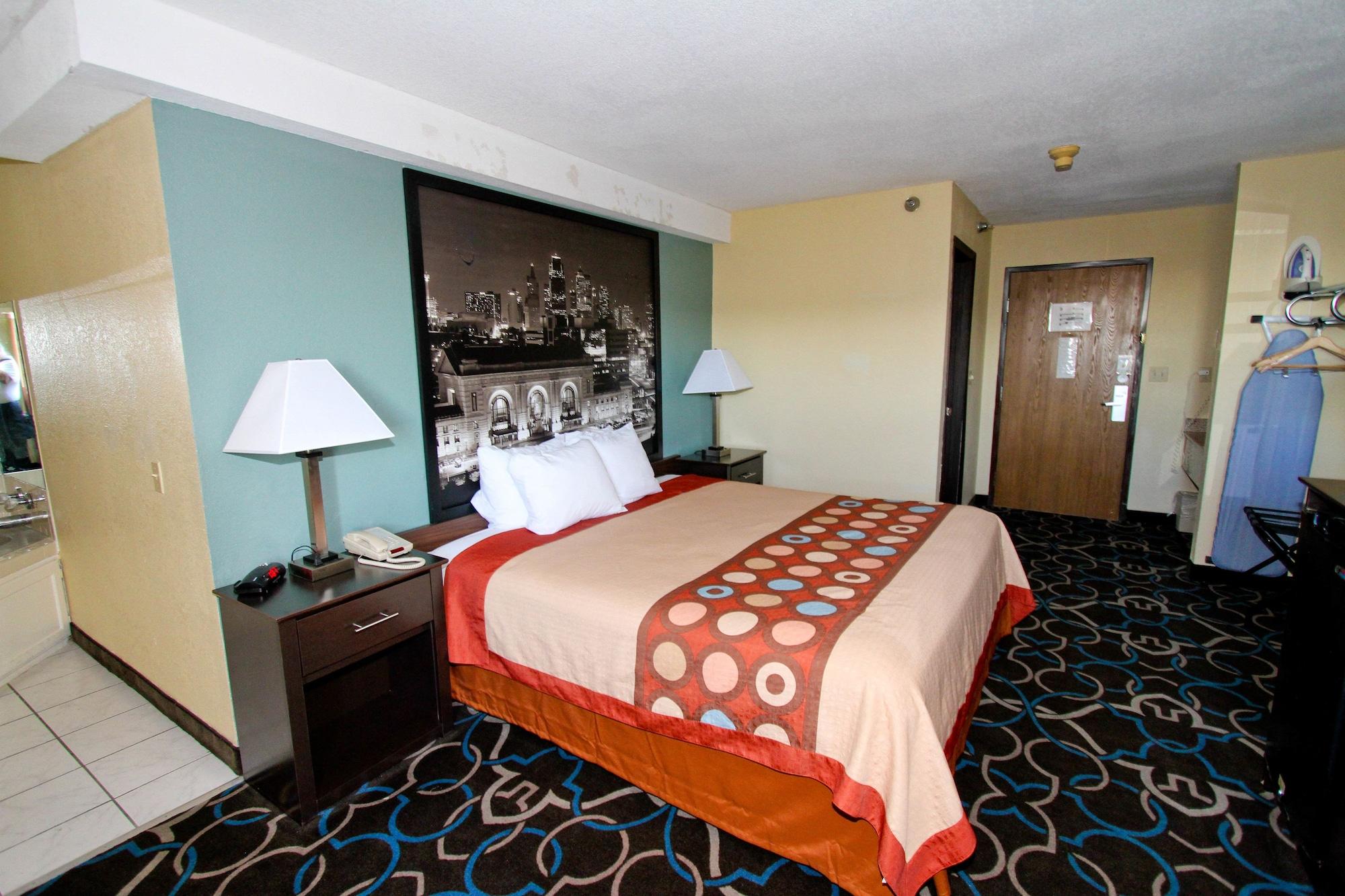 Super 8 By Wyndham Kansas City Esterno foto