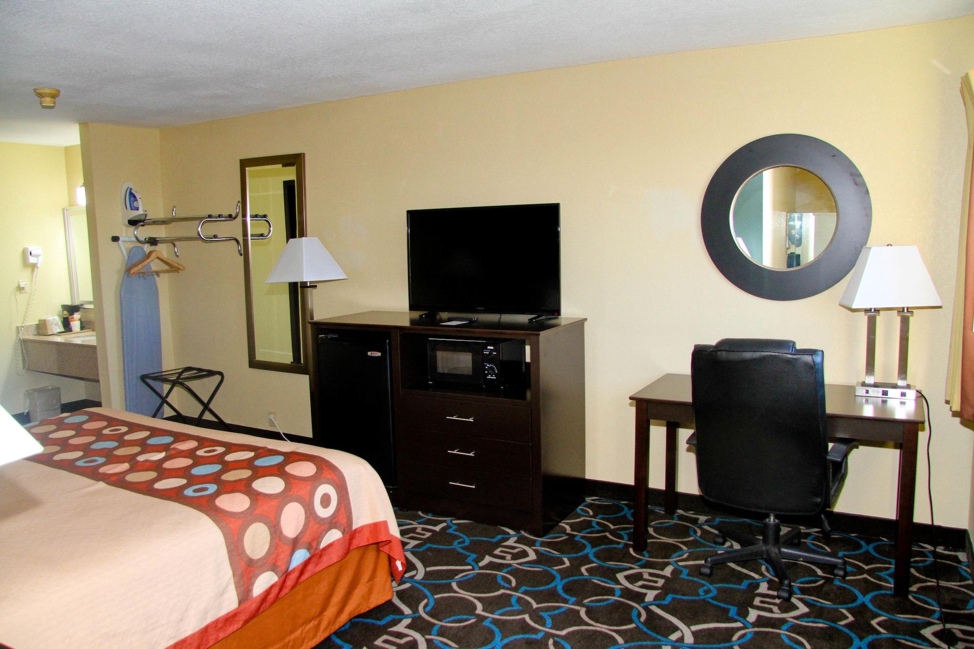 Super 8 By Wyndham Kansas City Esterno foto