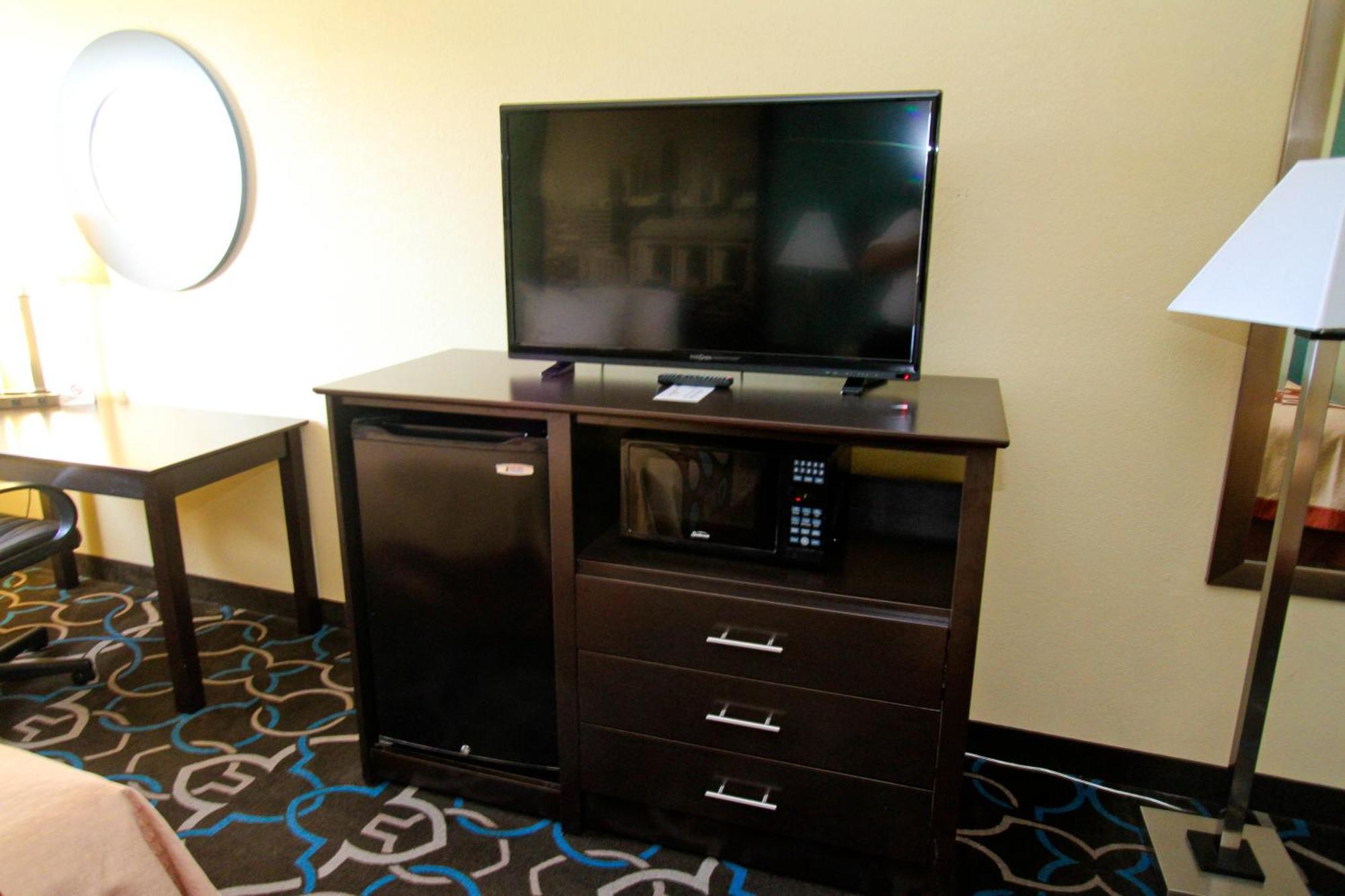 Super 8 By Wyndham Kansas City Esterno foto