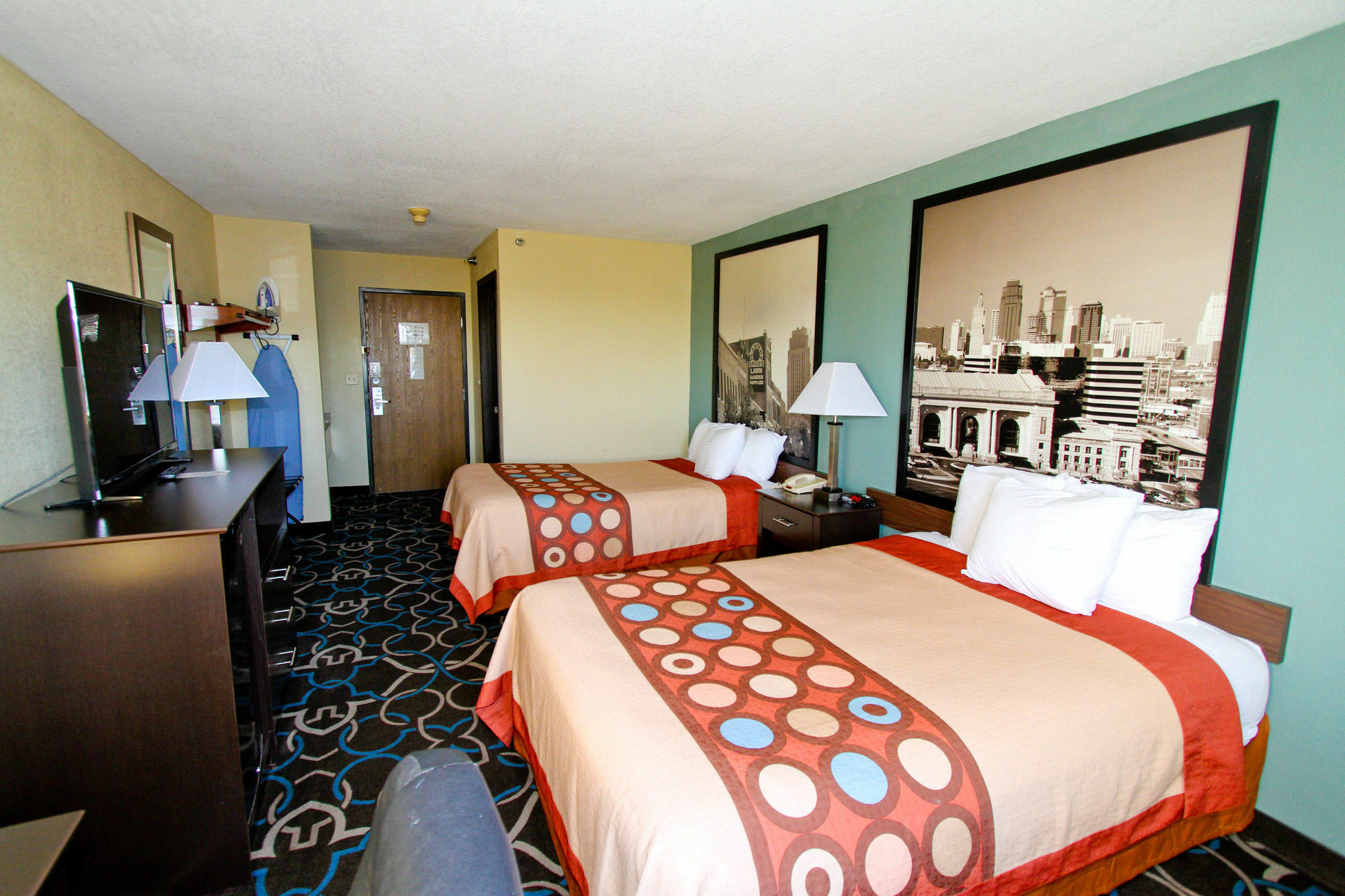 Super 8 By Wyndham Kansas City Esterno foto